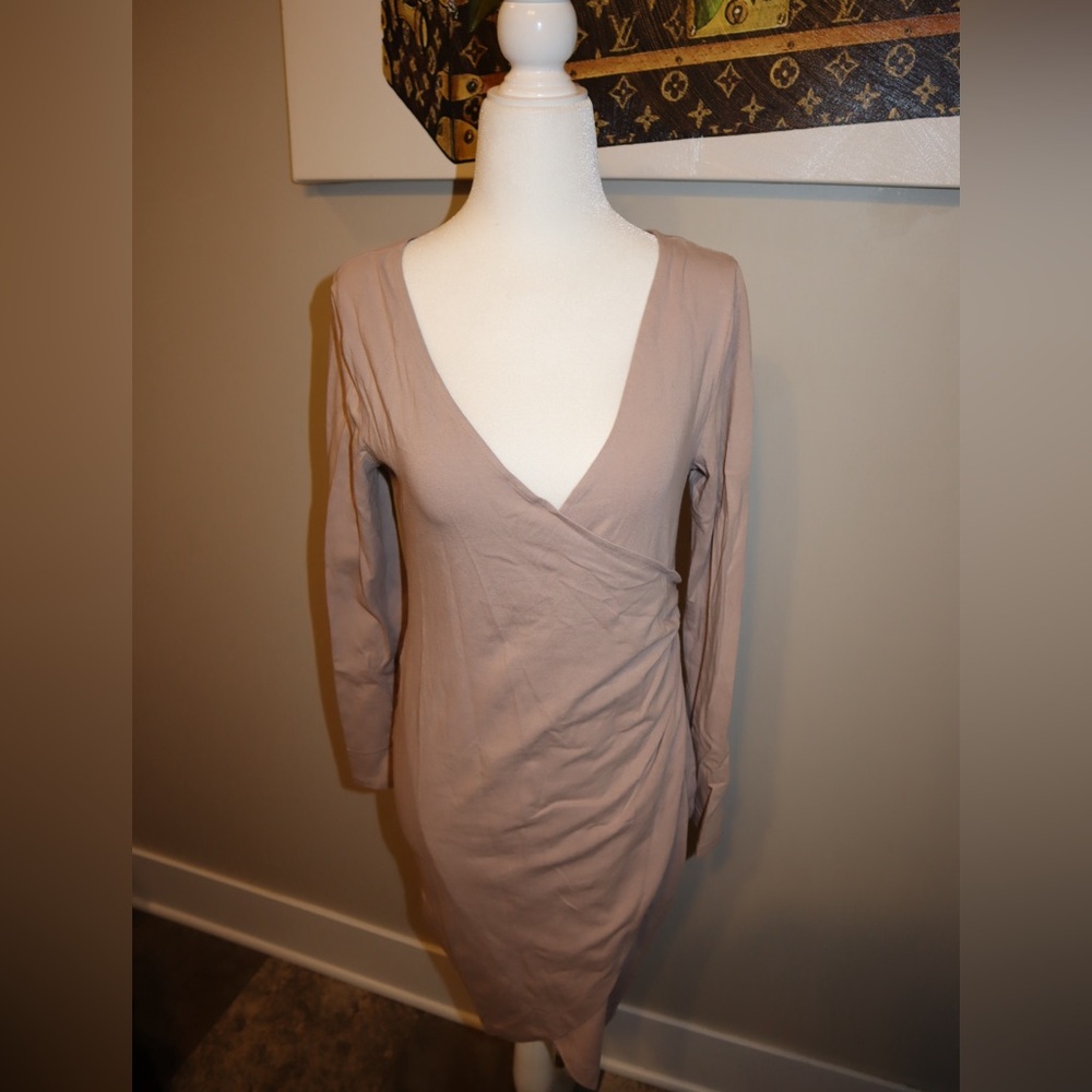 Charlotte Russe Taupe Long Sleeve Wrap Dress Junior Large Women’s Neutral V Neck